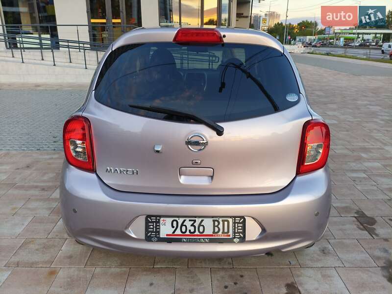 Хэтчбек Nissan Micra 2016 в Киеве