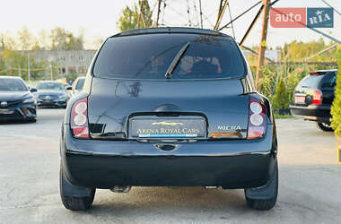Хэтчбек Nissan Micra 2003 в 