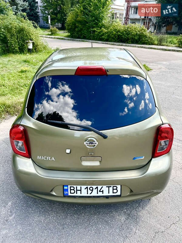 Хэтчбек Nissan Micra 2013 в Киеве