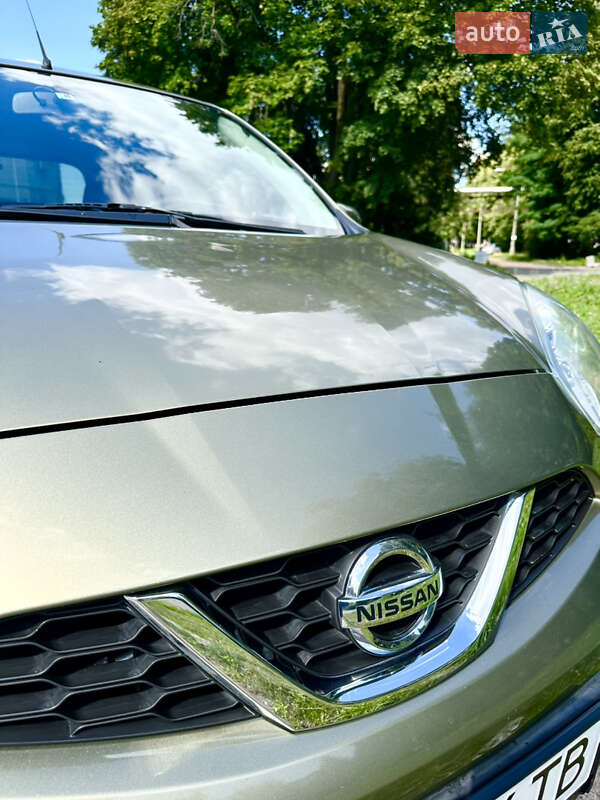 Хэтчбек Nissan Micra 2013 в Киеве