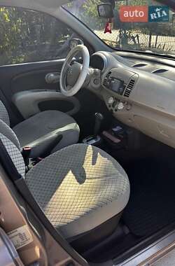 Хэтчбек Nissan Micra 2006 в 
