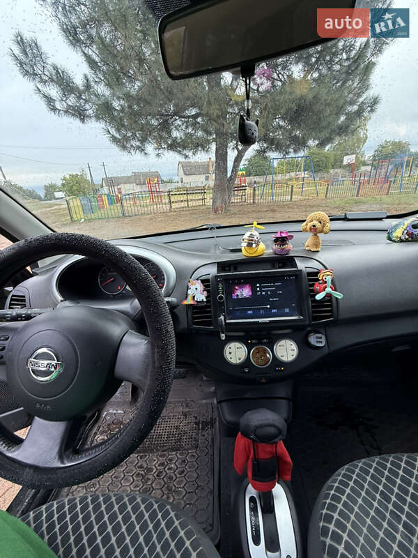 Хетчбек Nissan Micra 2006 в Павлограді