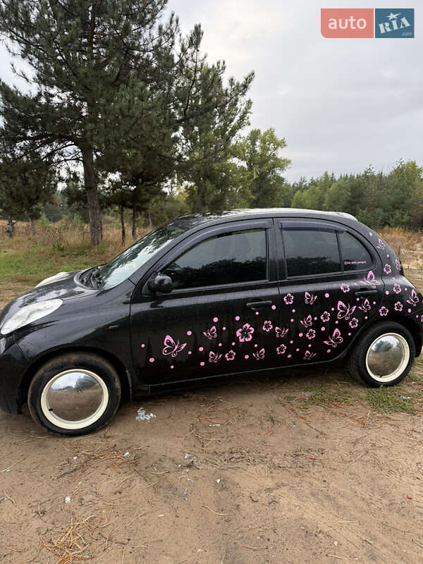 Хетчбек Nissan Micra 2006 в Павлограді