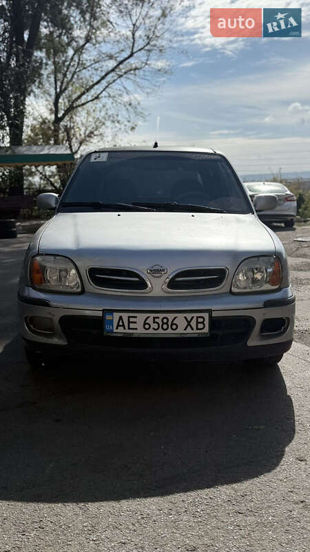 Nissan Micra 2001
