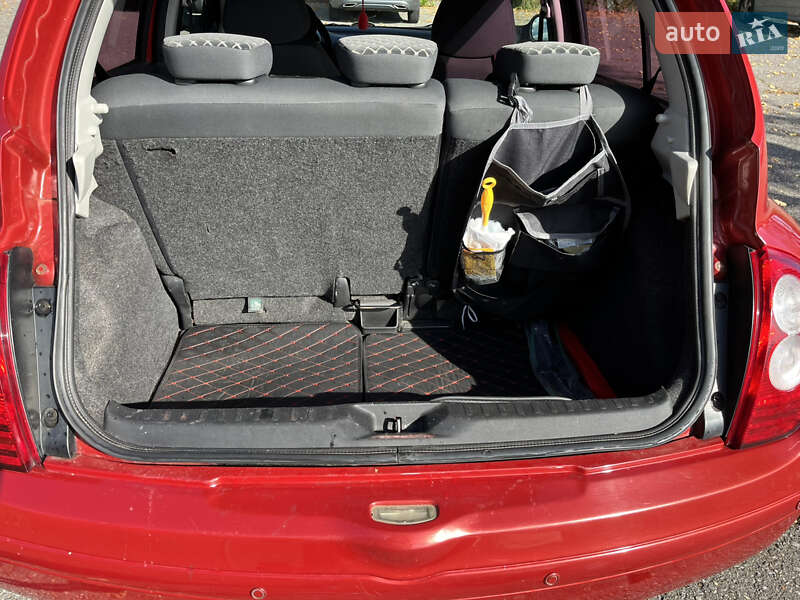 Хэтчбек Nissan Micra 2006 в Бердичеве фото 20 Хэтчбек Nissan Micra 2006 в Бердичеве