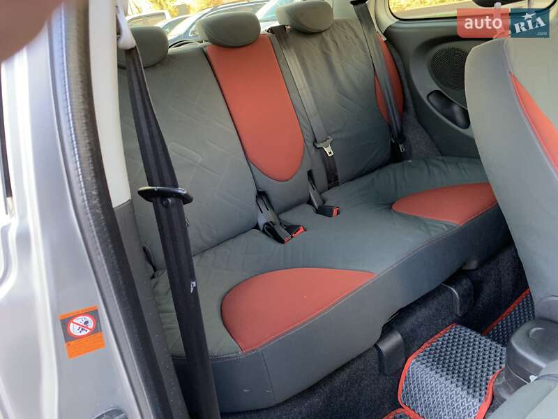 Хэтчбек Nissan Micra 2007 в Бердичеве