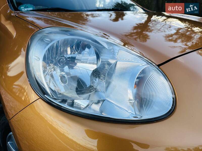 Хетчбек Nissan Micra 2012 в Харкові