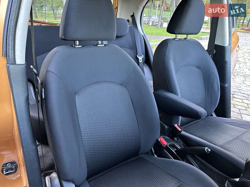 Хетчбек Nissan Micra 2012 в Харкові