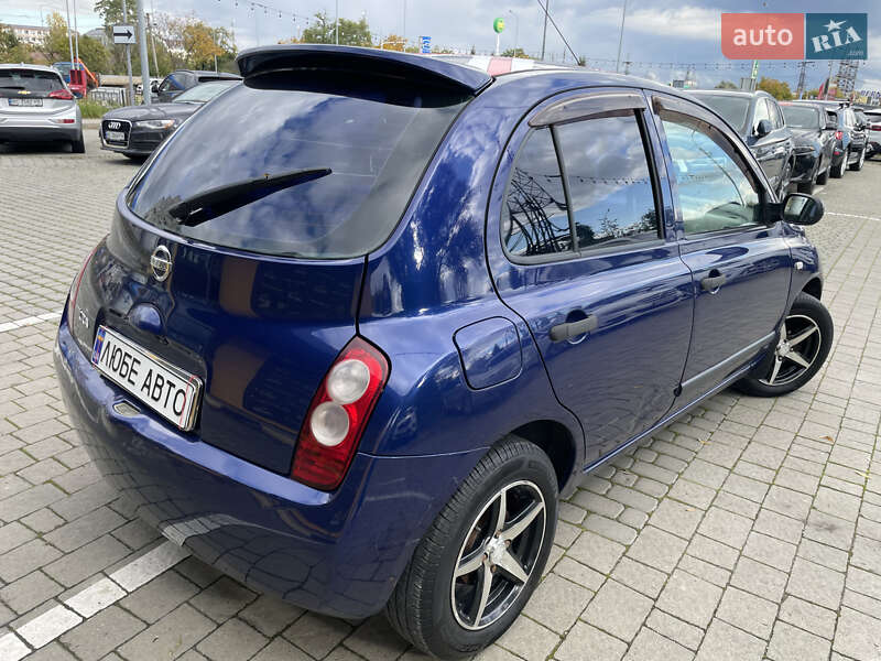 Хетчбек Nissan Micra 2003 в Львові