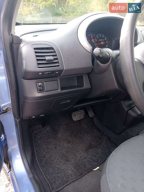 Хэтчбек Nissan Micra 2004 в Виннице