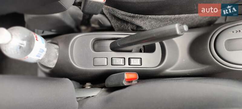 Хэтчбек Nissan Micra 2014 в Киеве фото 21 Хэтчбек Nissan Micra 2014 в Киеве