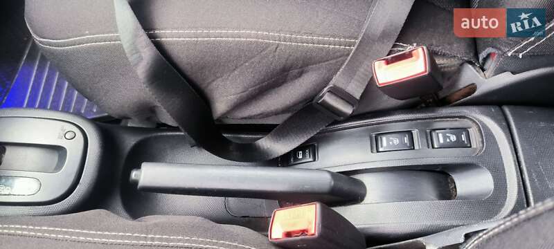 Хетчбек Nissan Micra 2006 в Вишгороді фото 22 Хетчбек Nissan Micra 2006 в Вишгороді