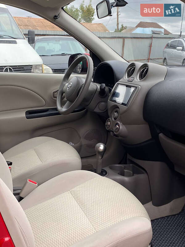 Хэтчбек Nissan Micra 2011 в Кривом Роге