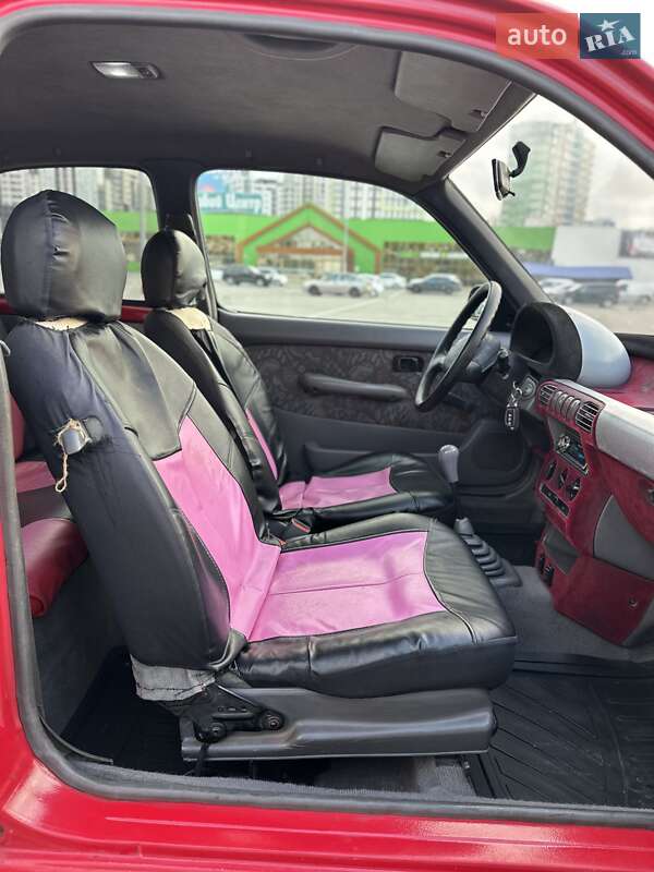 Хэтчбек Nissan Micra 1993 в Одессе