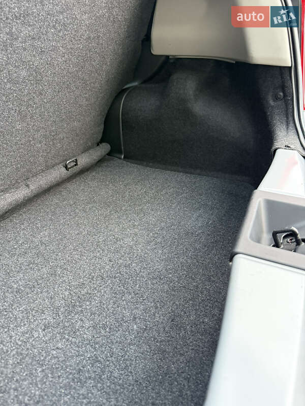 Хэтчбек Nissan Micra 2015 в Одессе