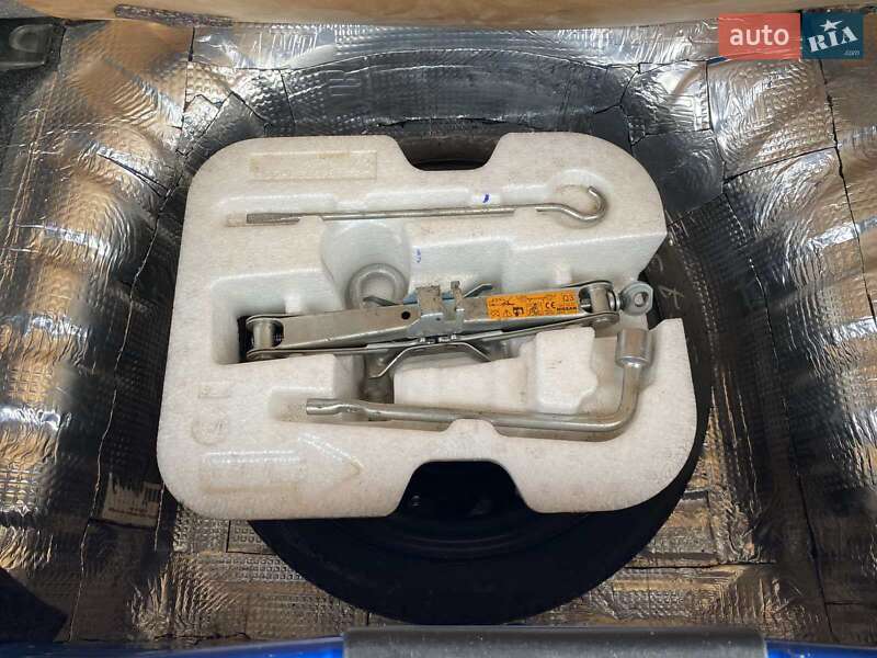 Хэтчбек Nissan Micra 2012 в Николаеве фото 35 Хэтчбек Nissan Micra 2012 в Николаеве