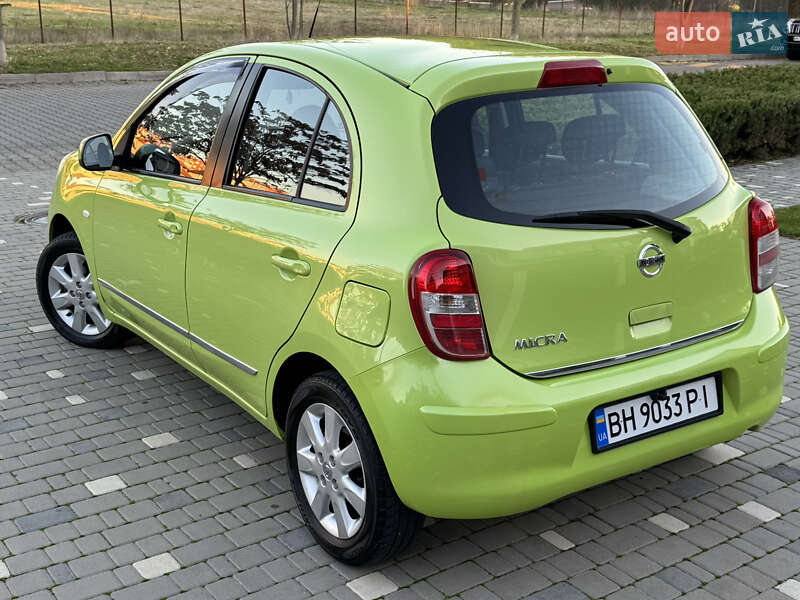 Хетчбек Nissan Micra 2013 в Одесі