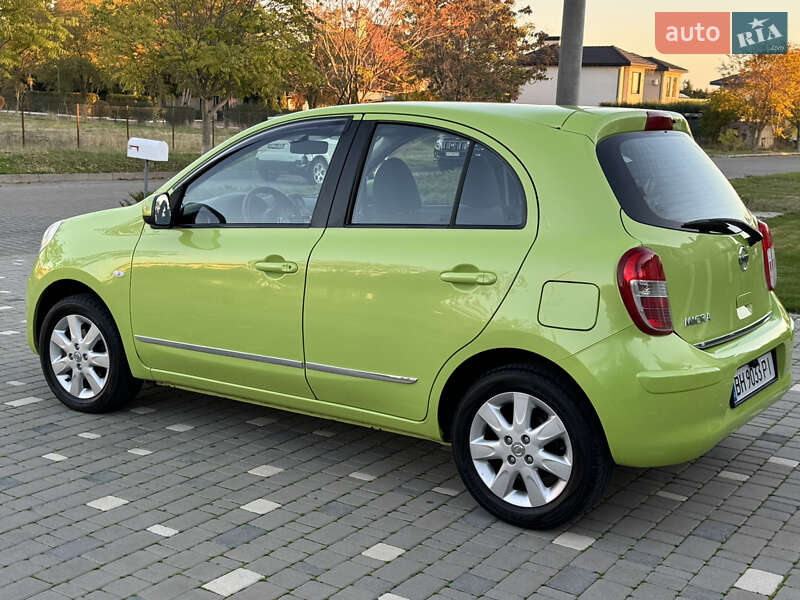 Хетчбек Nissan Micra 2013 в Одесі