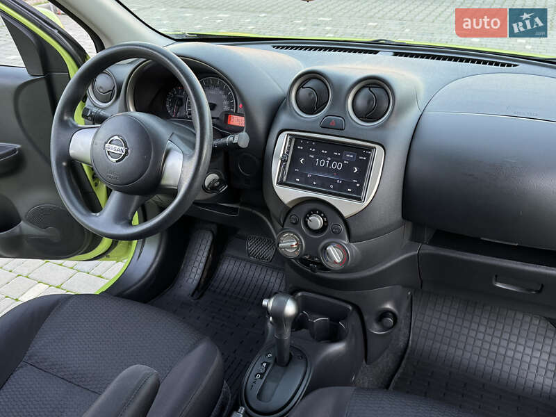 Хетчбек Nissan Micra 2013 в Одесі