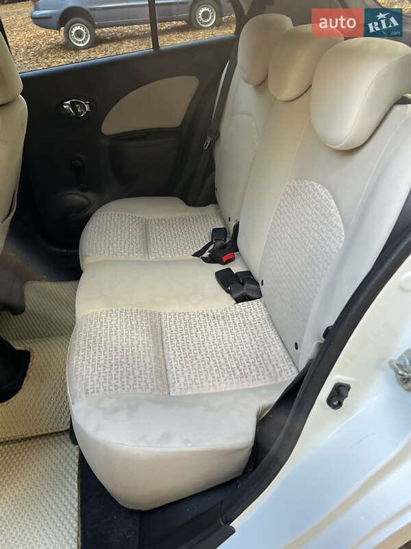 Хэтчбек Nissan Micra 2011 в Львове