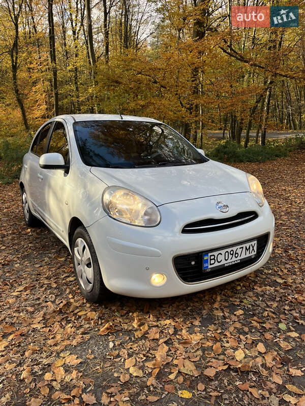 Хэтчбек Nissan Micra 2011 в Львове