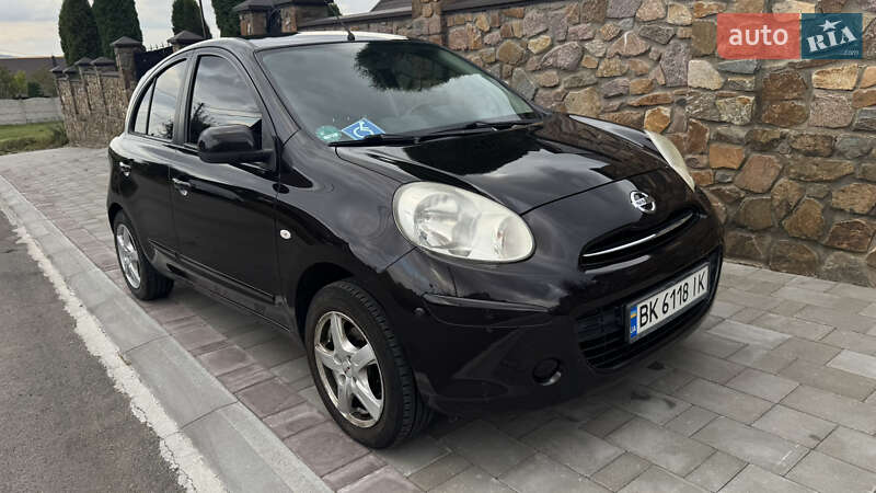 Nissan Micra 2011 Nissan Micra 2011