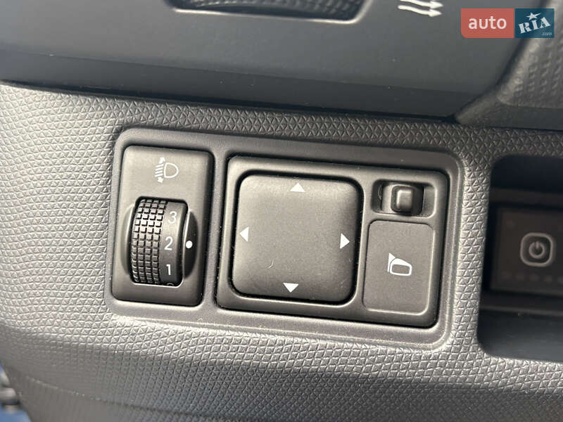 Хетчбек Nissan Micra 2008 в Києві