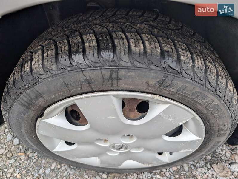 Хетчбек Nissan Micra 2011 в Рівному