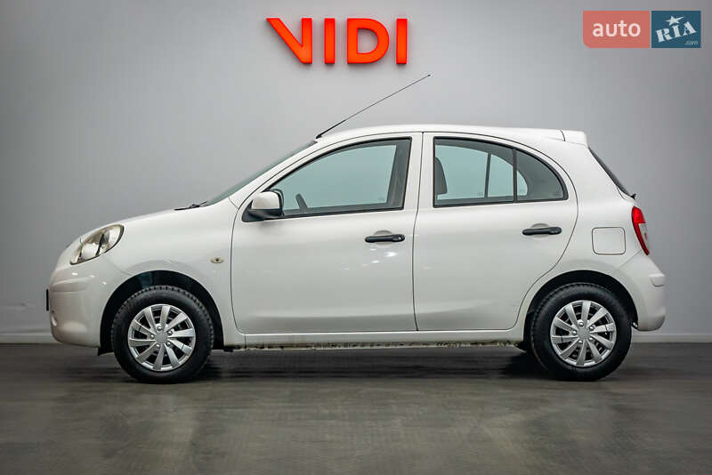 Хэтчбек Nissan Micra 2013 в Киеве