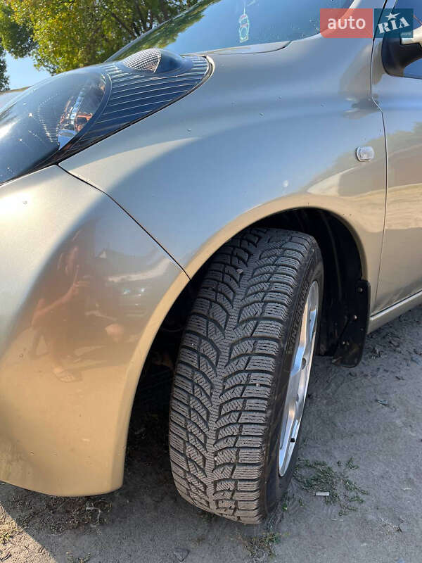 Хэтчбек Nissan Micra 2004 в Сумах фото 4 Хэтчбек Nissan Micra 2004 в Сумах