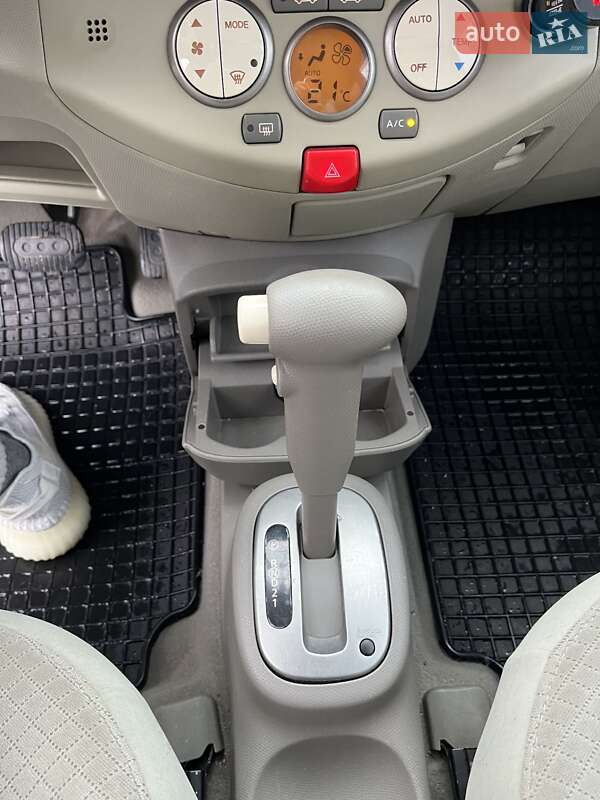 Хетчбек Nissan Micra 2005 в Вінниці