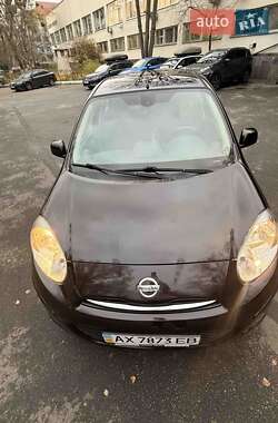 Хэтчбек Nissan Micra 2013 в Киеве