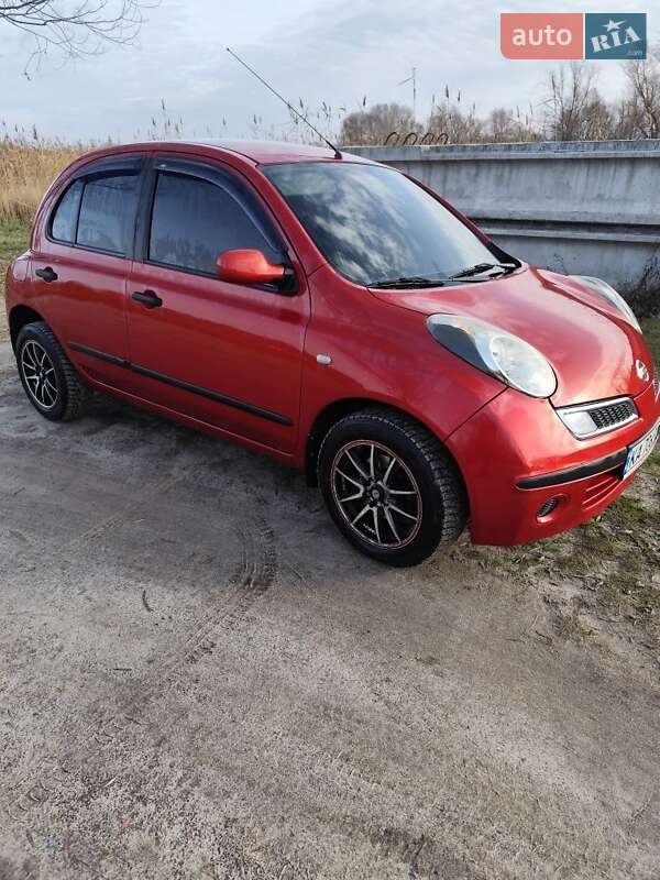 Хэтчбек Nissan Micra 2007 в Ромнах фото Хэтчбек Nissan Micra 2007 в Ромнах