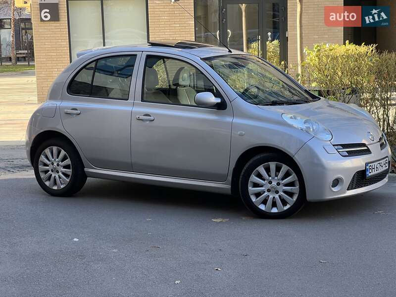 Хэтчбек Nissan Micra 2006 в Киеве
