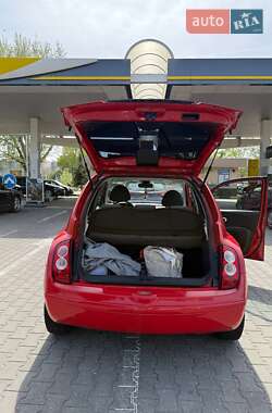 Хэтчбек Nissan Micra 2005 в Яготине