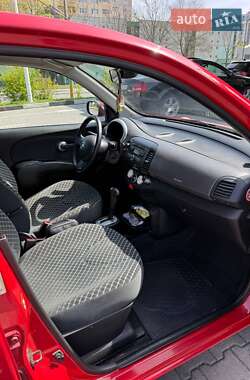 Хэтчбек Nissan Micra 2005 в Яготине