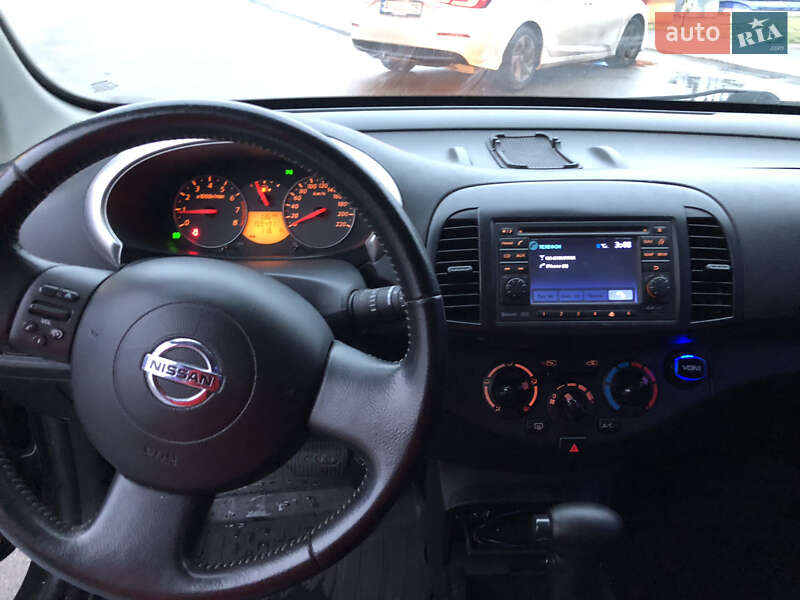 Хэтчбек Nissan Micra 2010 в Киеве