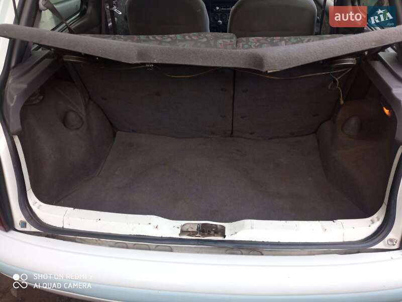 Хэтчбек Nissan Micra 1996 в Полтаве