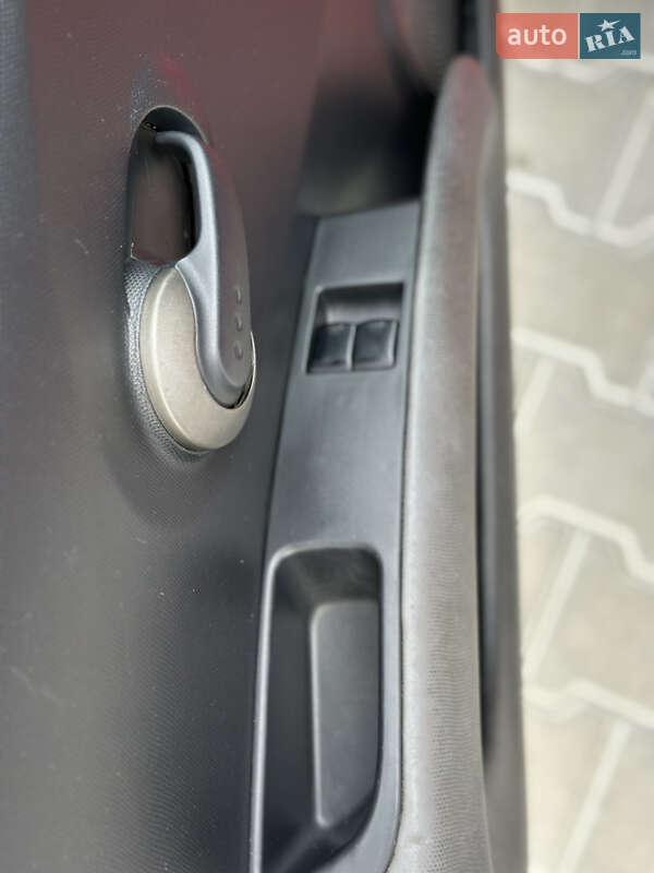 Хэтчбек Nissan Micra 2005 в Тернополе фото 35 Хэтчбек Nissan Micra 2005 в Тернополе