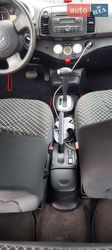 Хэтчбек Nissan Micra 2005 в Кропивницком фото 16 Хэтчбек Nissan Micra 2005 в Кропивницком