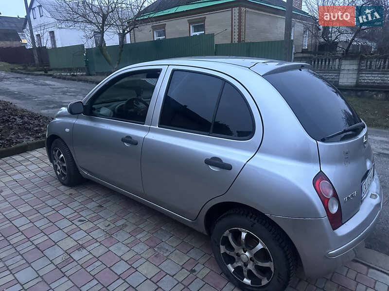 Хэтчбек Nissan Micra 2006 в Звенигородке