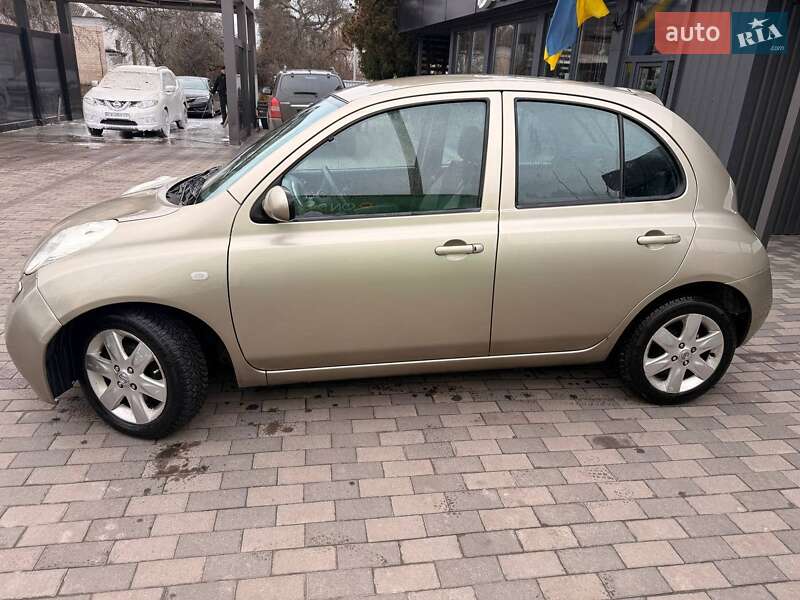 Nissan Micra 2004