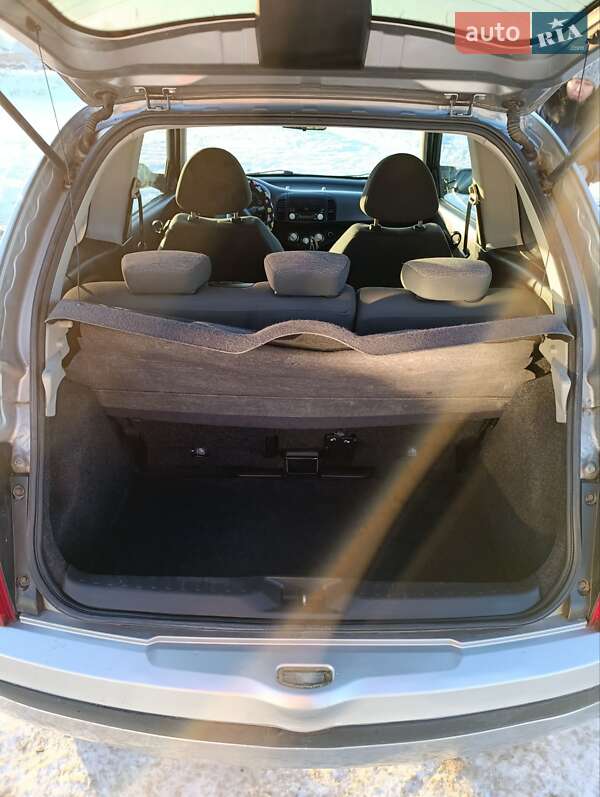 Хэтчбек Nissan Micra 2007 в Ковеле