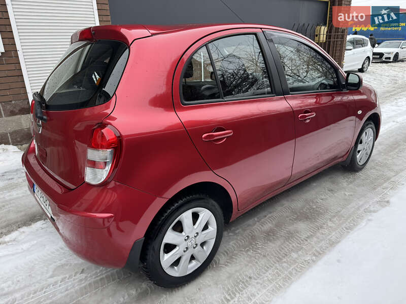 Хэтчбек Nissan Micra 2015 в Киеве