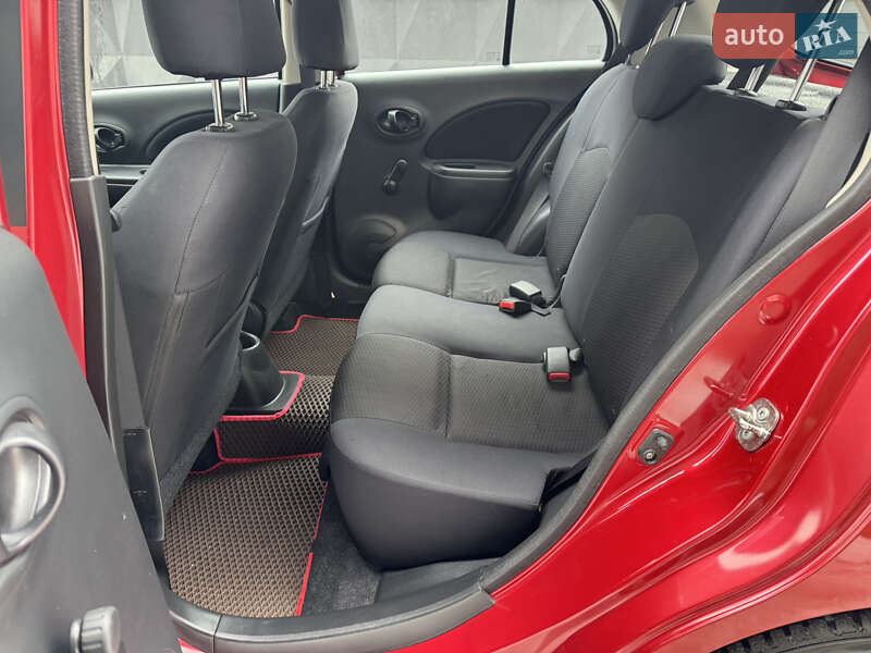 Хэтчбек Nissan Micra 2015 в Киеве