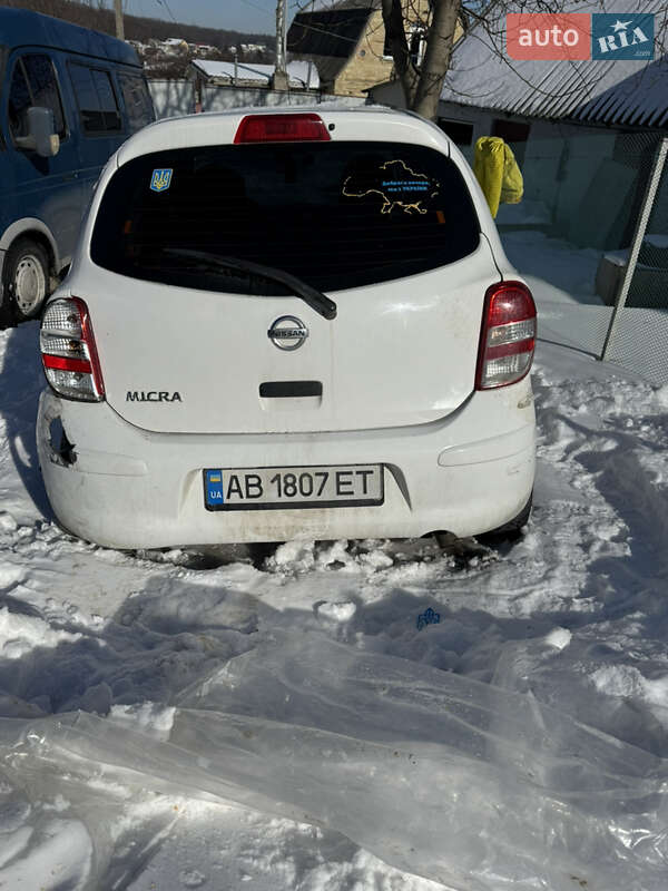 Хэтчбек Nissan Micra 2015 в Хотове