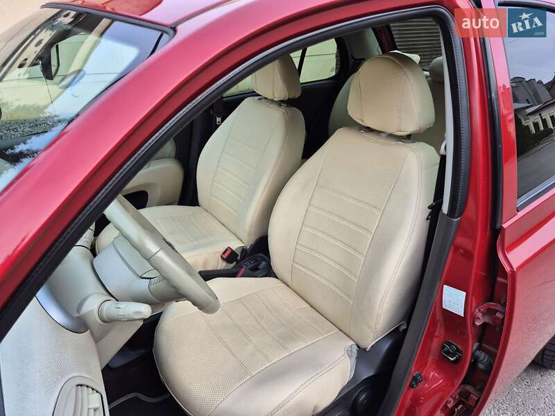 Хэтчбек Nissan Micra 2006 в Одессе фото 19 Хэтчбек Nissan Micra 2006 в Одессе