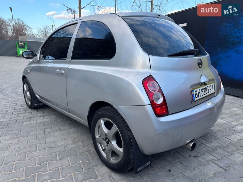 Хэтчбек Nissan Micra 2004 в Одессе