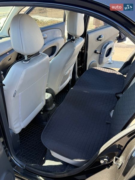 Хэтчбек Nissan Micra 2008 в Буче