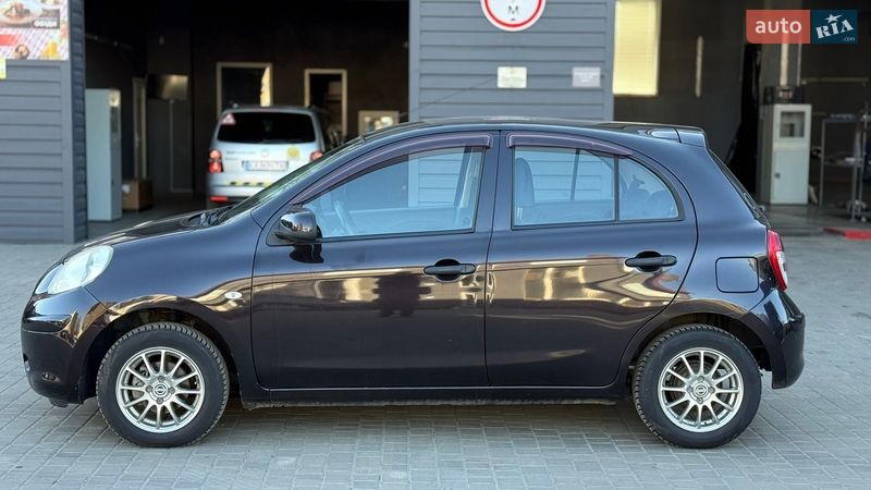 Хэтчбек Nissan Micra 2013 в Киеве
